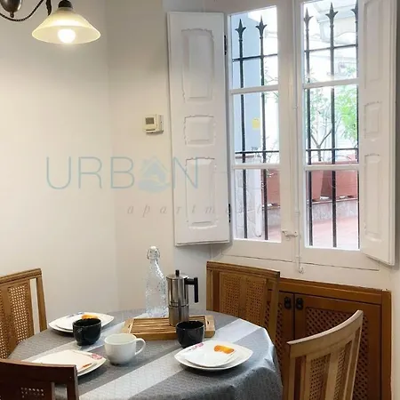 Vivienda Turistica Con Encanto Centrico, Wifi Y Patio