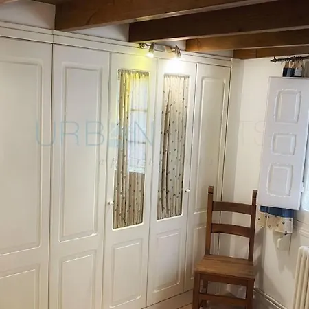 Vivienda Turistica Con Encanto Centrico, Wifi Y Patio Lägenhet Bilbao