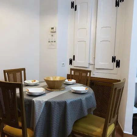 Lägenhet Vivienda Turistica Con Encanto Centrico, Wifi Y Patio Bilbao