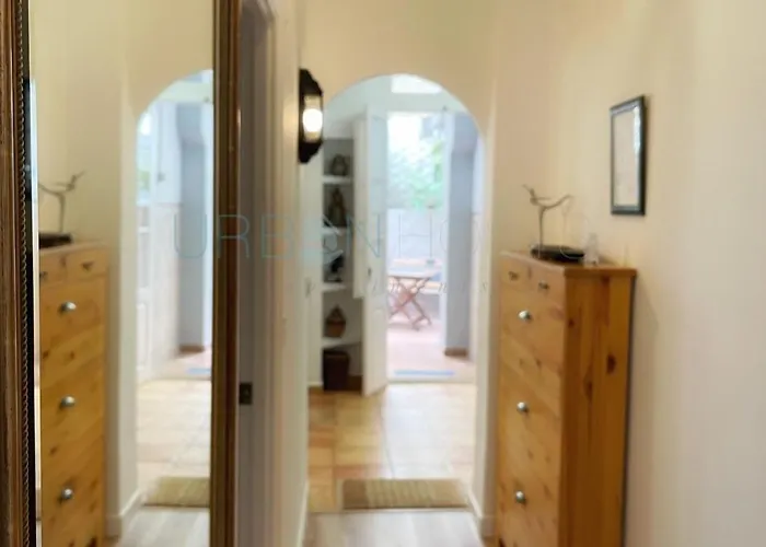 Vivienda Turistica Con Encanto Centrico, Wifi Y Patio Apartamento