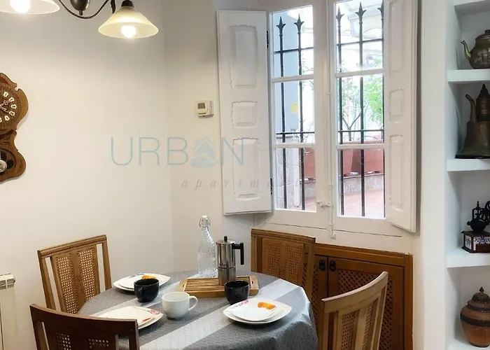 Vivienda Turistica Con Encanto Centrico, Wifi Y Patio