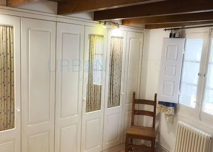 Vivienda Turistica Con Encanto Centrico, Wifi Y Patio Appartement Bilbao