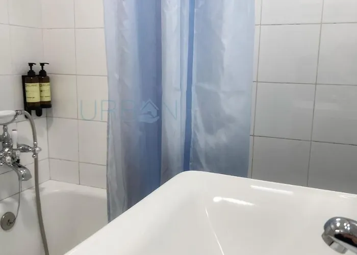 Vivienda Turistica Con Encanto Centrico, Wifi Y Patio Appartement